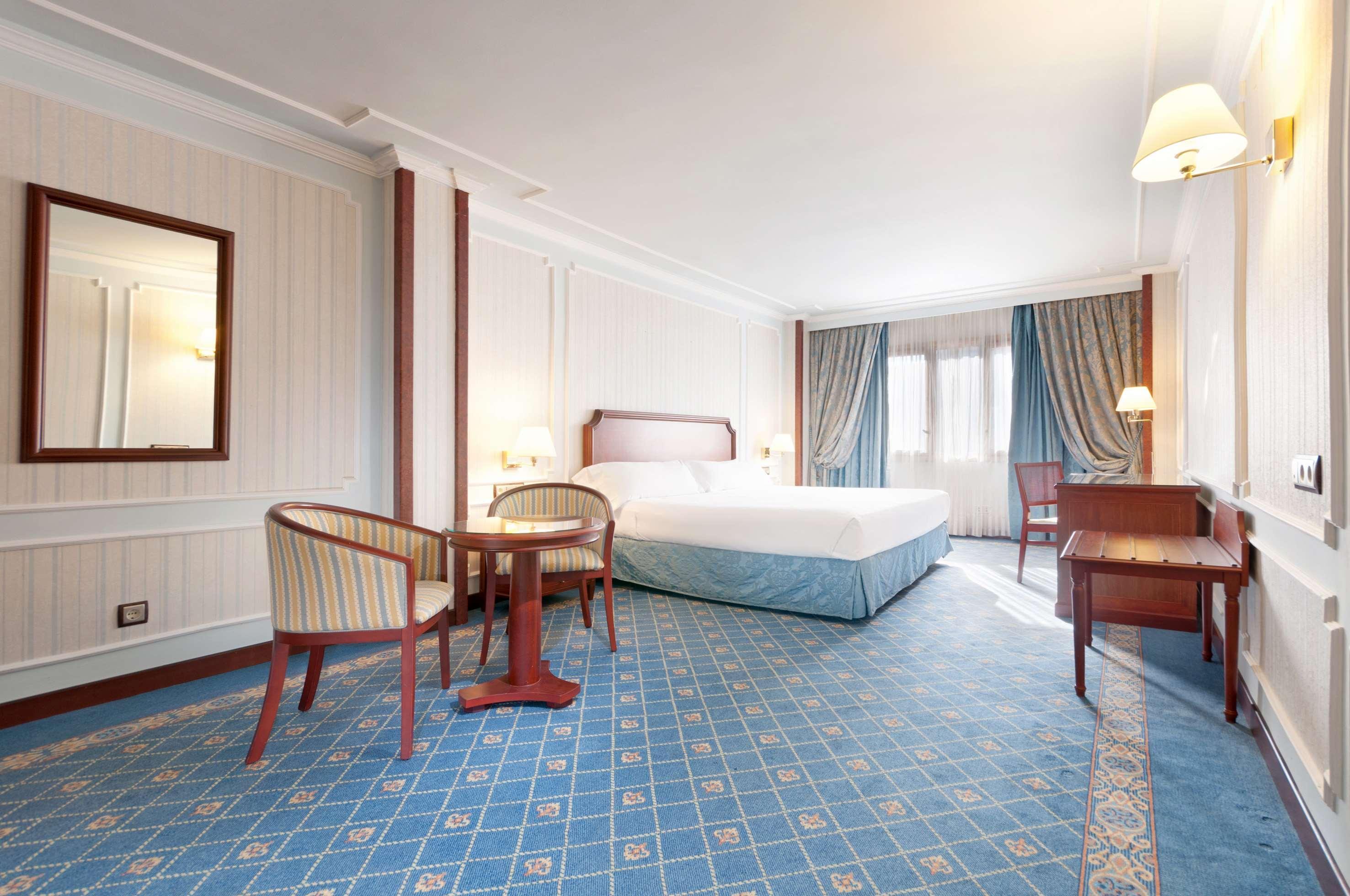 Hotel Madrid Leganes Affiliated By Melia Room photo