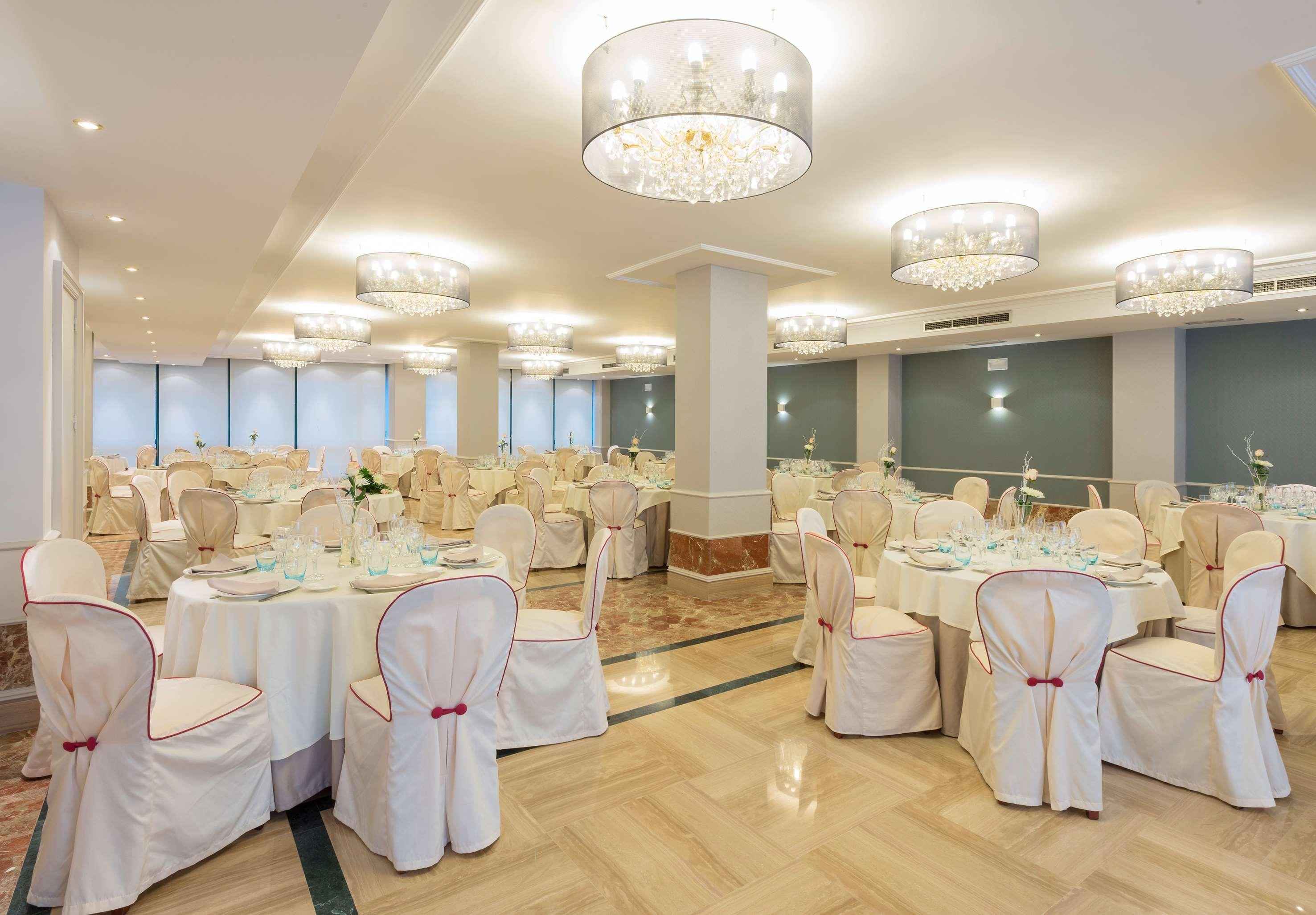 Hotel Madrid Leganes Affiliated By Melia Exterior photo